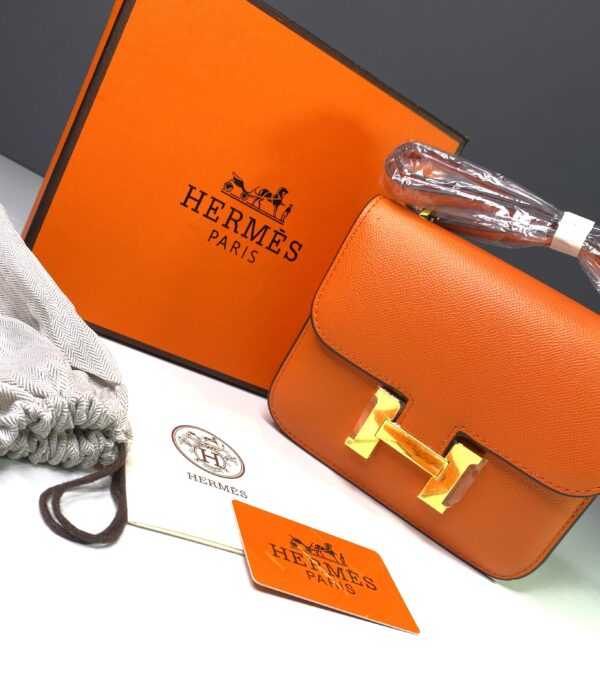 SAC BANDOULIÈRE EN CUIR CONSTANCE Orange Hermès